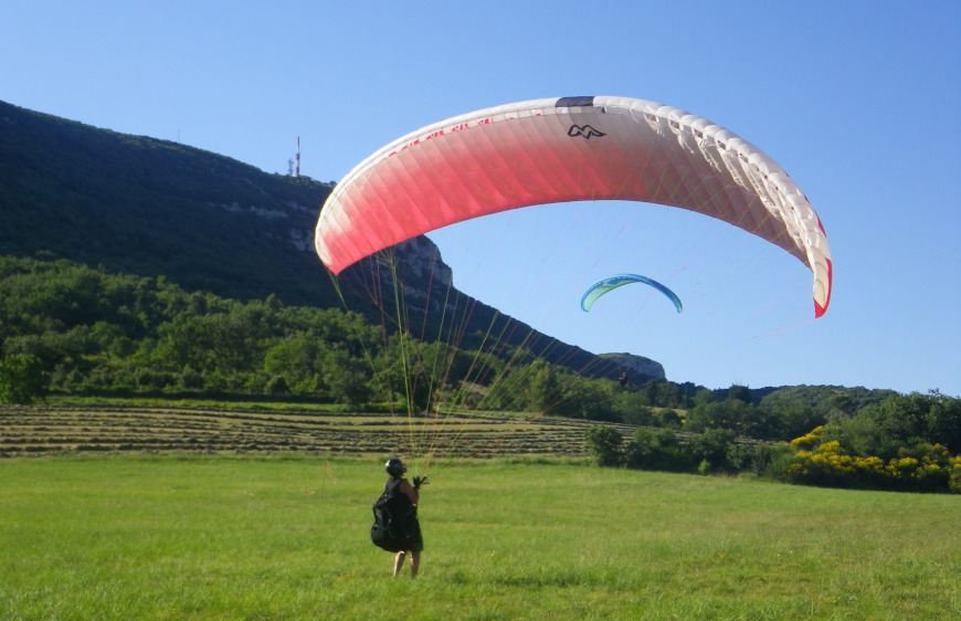 Aire d'atterrissage du Mont Bouquet - Triangle