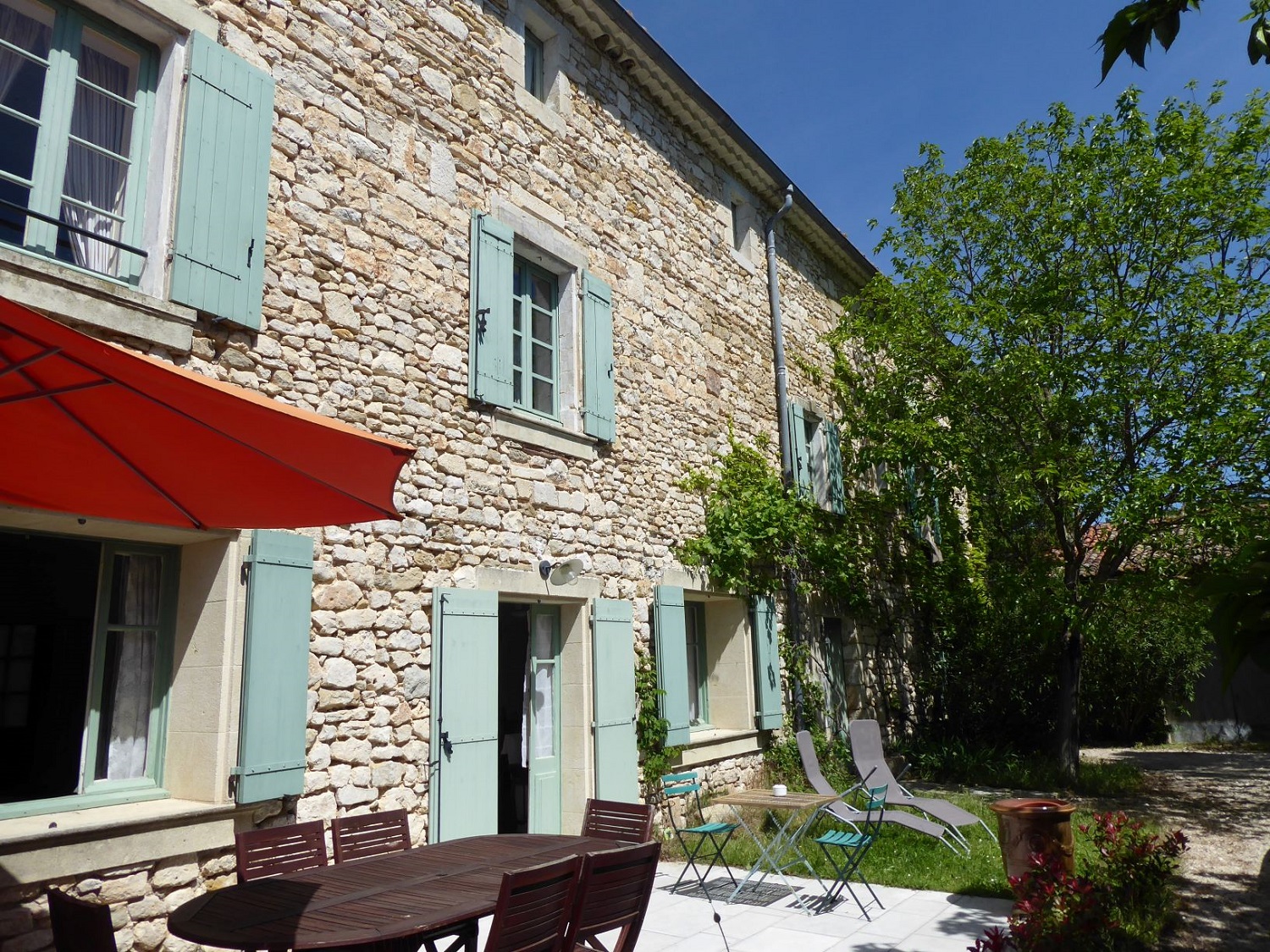 Façade du Mas des Sages