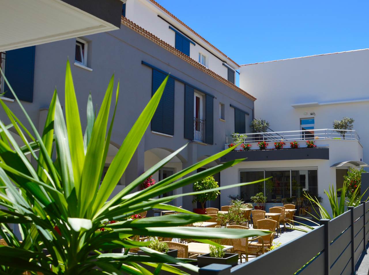 Hôtel Les Acacias