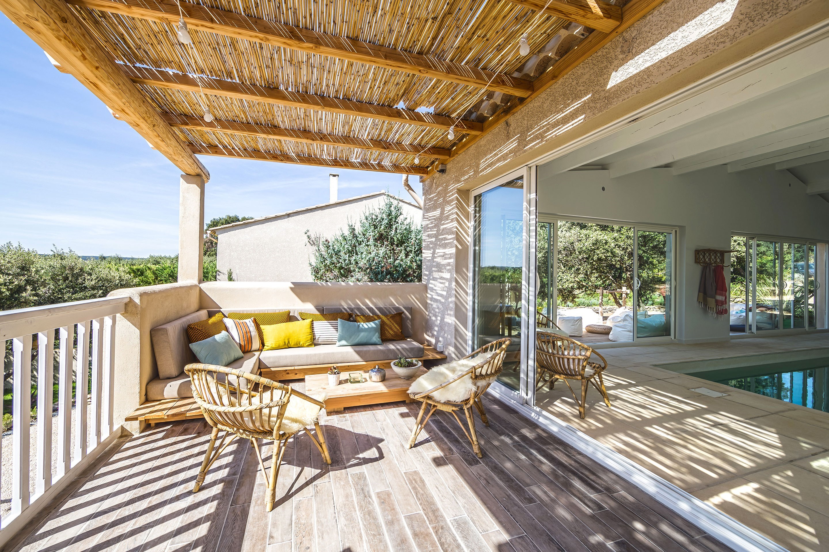 une villa dans son jardin méditerranéen