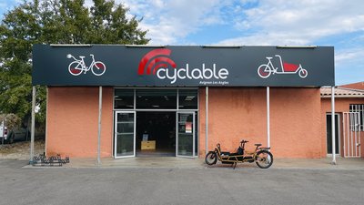 Entréer magasin Cyclable Avignon Les Angles