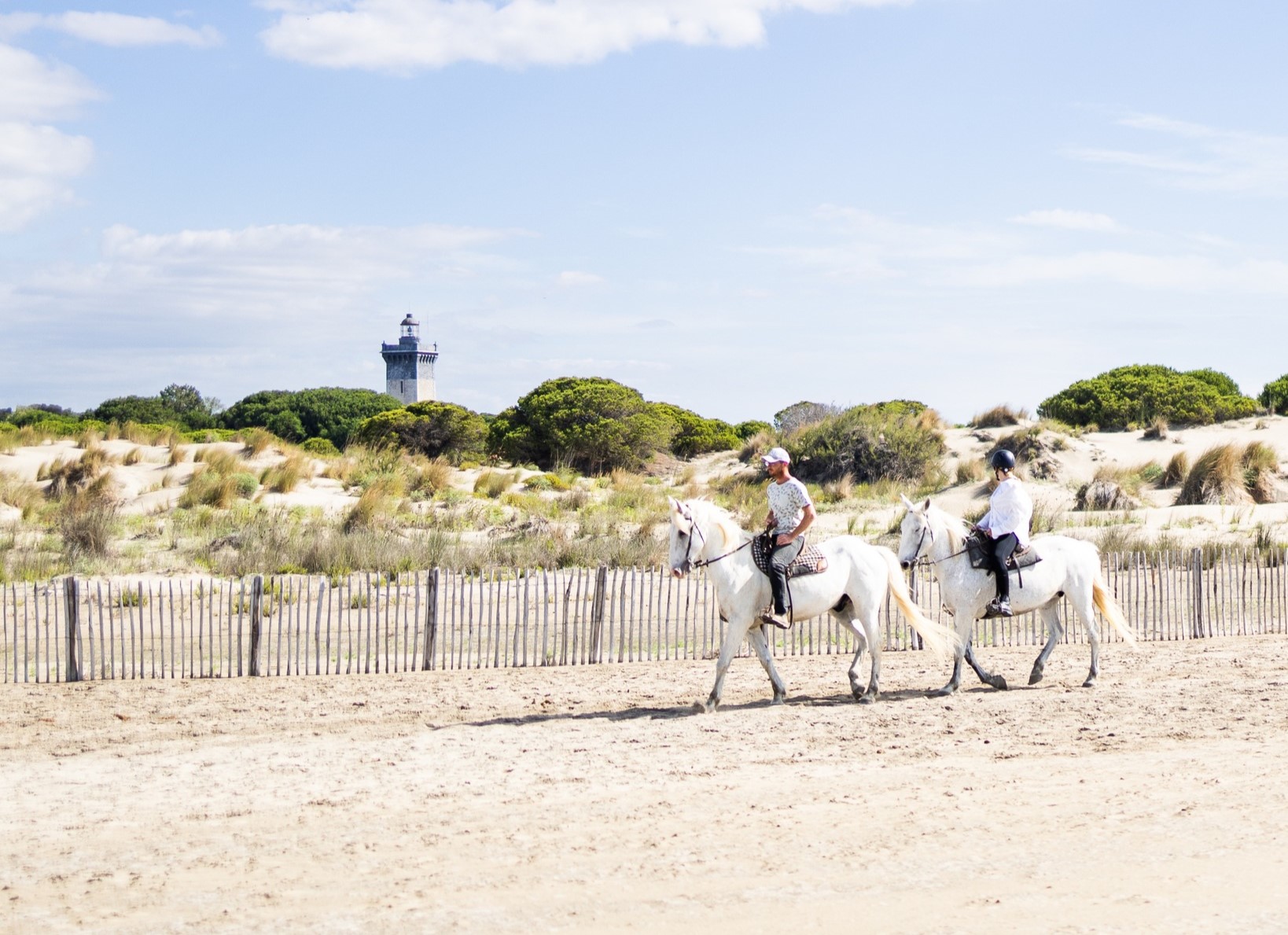 Promenades à cheval - L'Écurie des Dunes_Le Grau-du-Roi