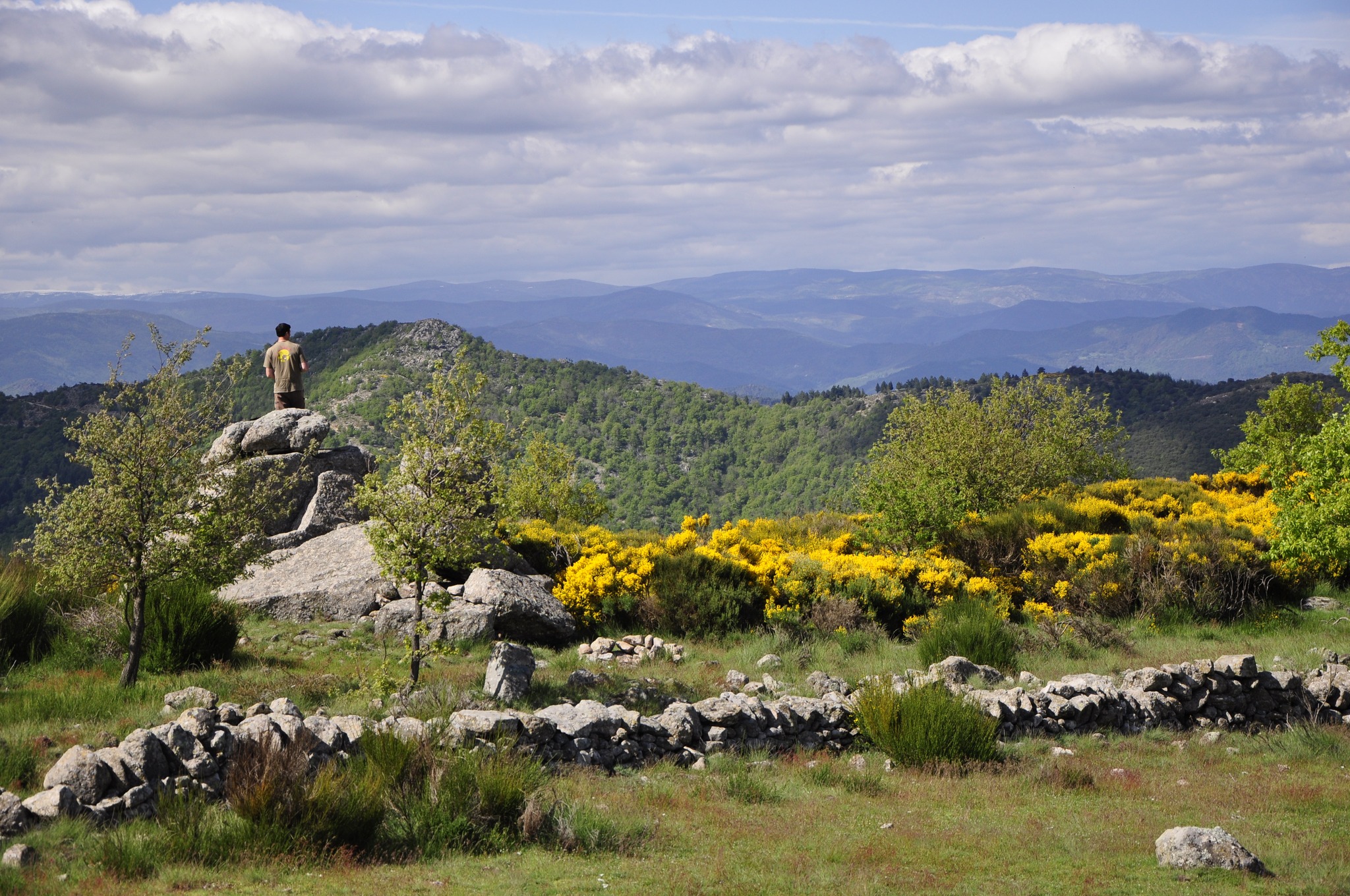 Reliefs et nature : randonnées pédestres_Thoiras-Corbès