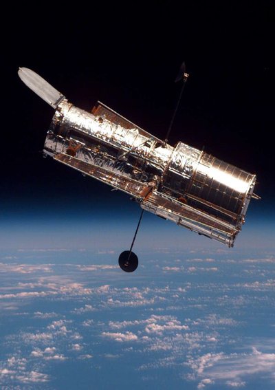 Le télescope spatial Hubble_Nîmes