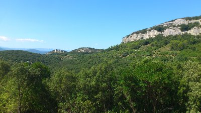 Falaises et château d'Allègre